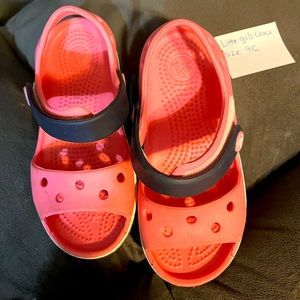 Little girls crocs-size 9C